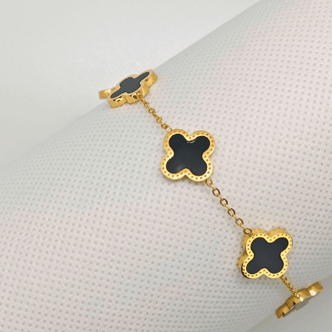 Luxury Clover Bracelet
