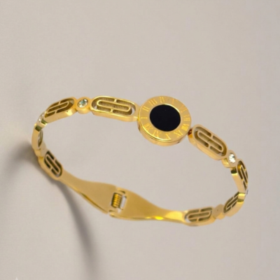 Roman Stone Cuff