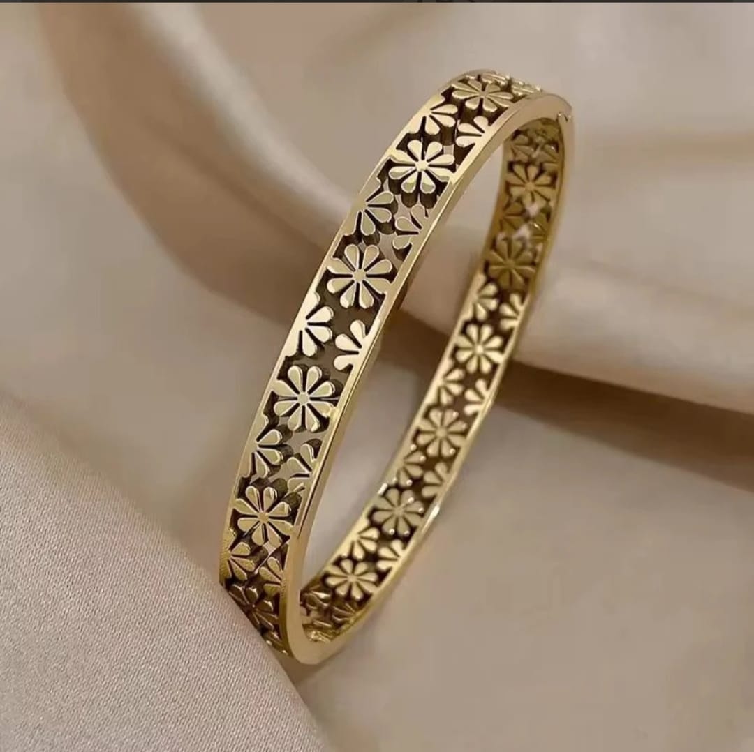 Minimalist Flower Pattern Cuff