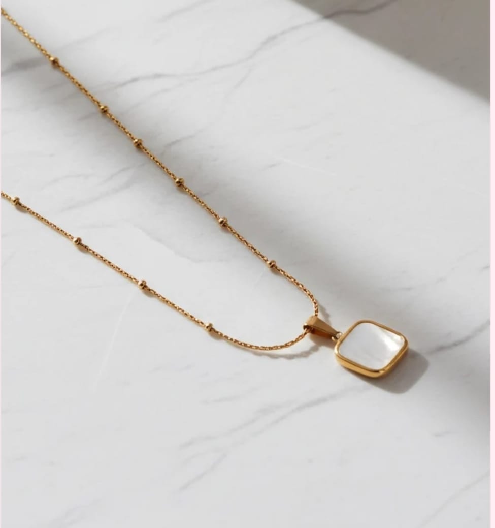 White Square Luxury chain
